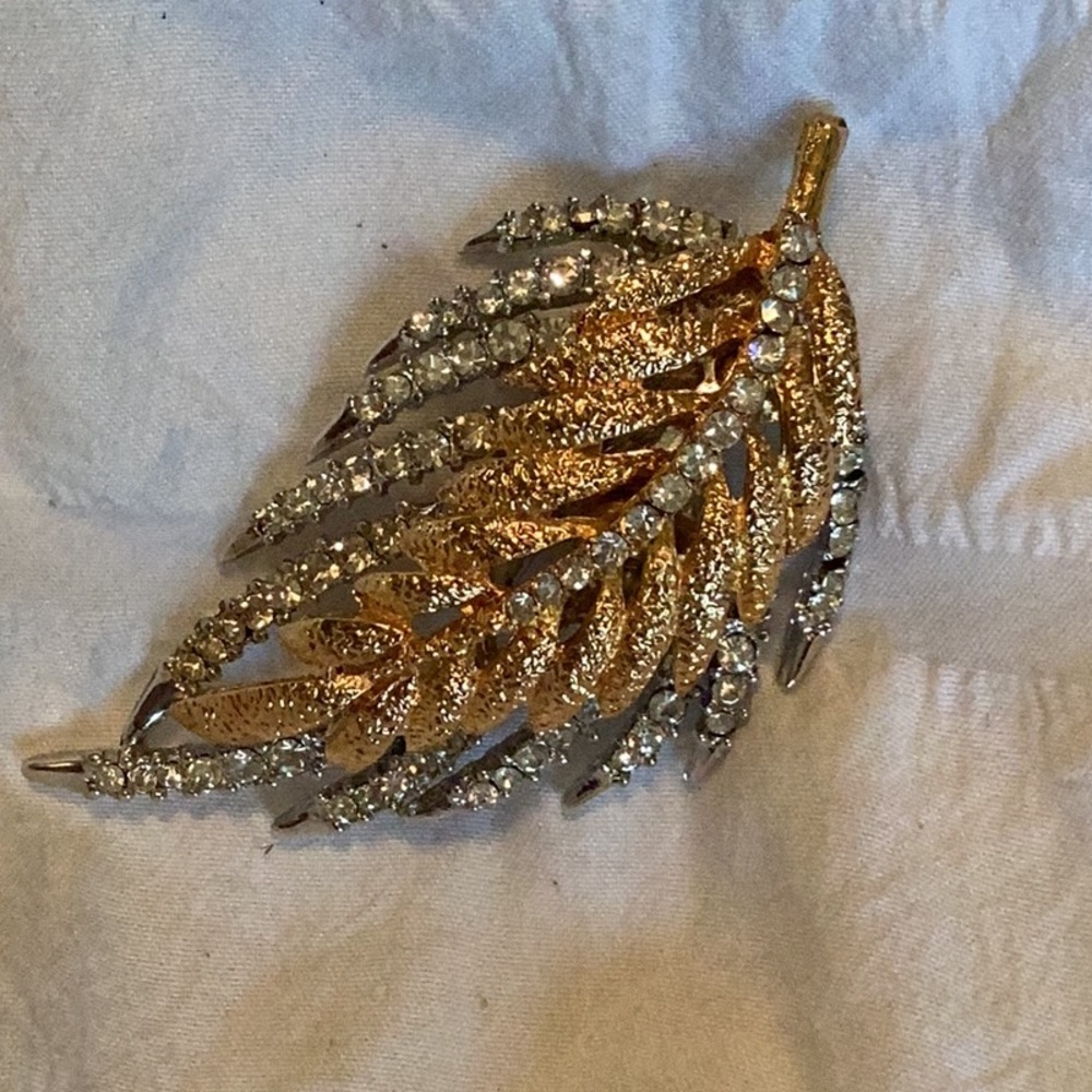 Vintage Elegant Gold and Silver Leaf Brooch with Rhinestones